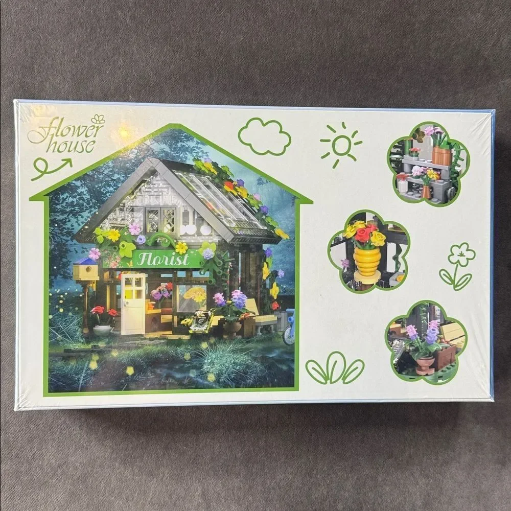 Flower House Florist Shop Building Block Set Light Up 625 Pieces ages 6+ NEW